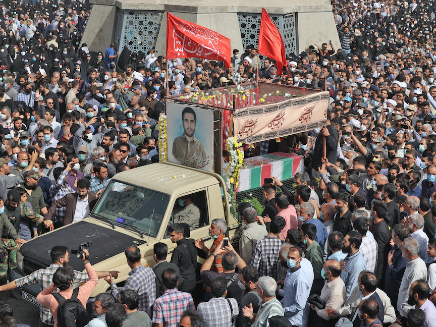 جنازة الضابط برتبة عقيد في الحرس الثوري الإيراني حسن صياد خدائي - 24 مايو 2022 - AFP