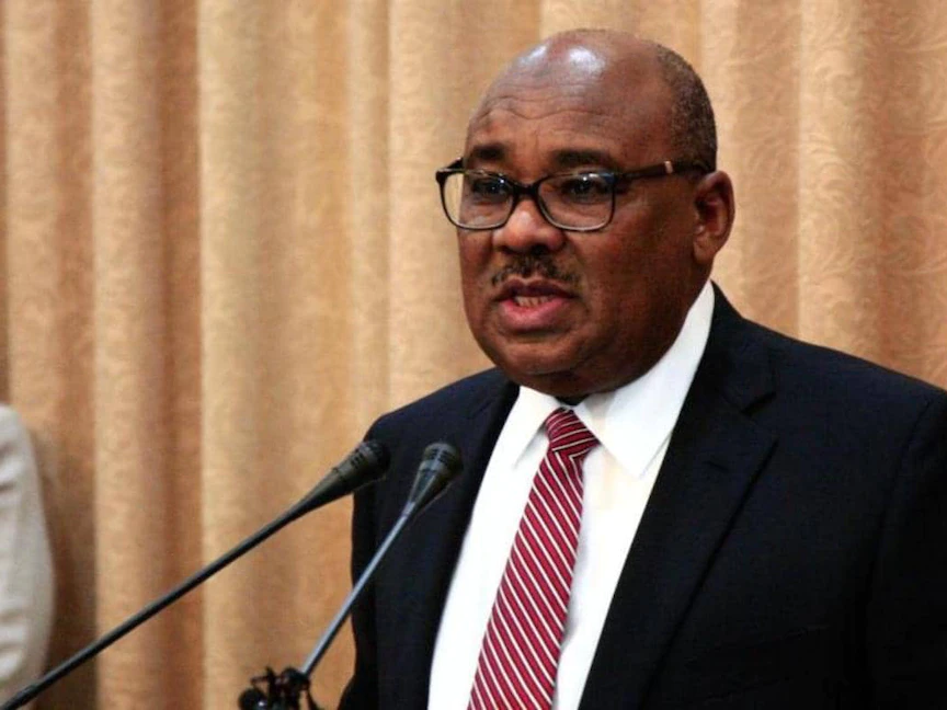 وزير المالية السوداني السابق إبراهيم البدوي - "سونا"