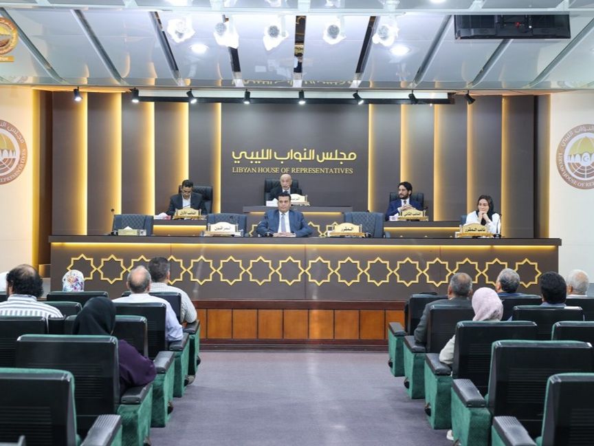 ليبيا.. انقسامات حادة حول السلطة التنفيذية والقائد الأعلى للجيش