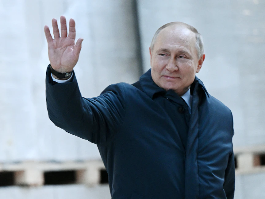 الرئيس الروسي فلاديمير بوتين يزور موقع بناء وكالة الفضاء الوطنية في موسكو- 27 فبراير 2022 - REUTERS