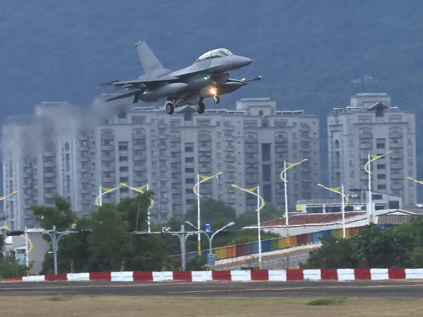 بعد شكوى من التأخير.. تايوان: سنتسلم مقاتلات F-16V من واشنطن في 2026