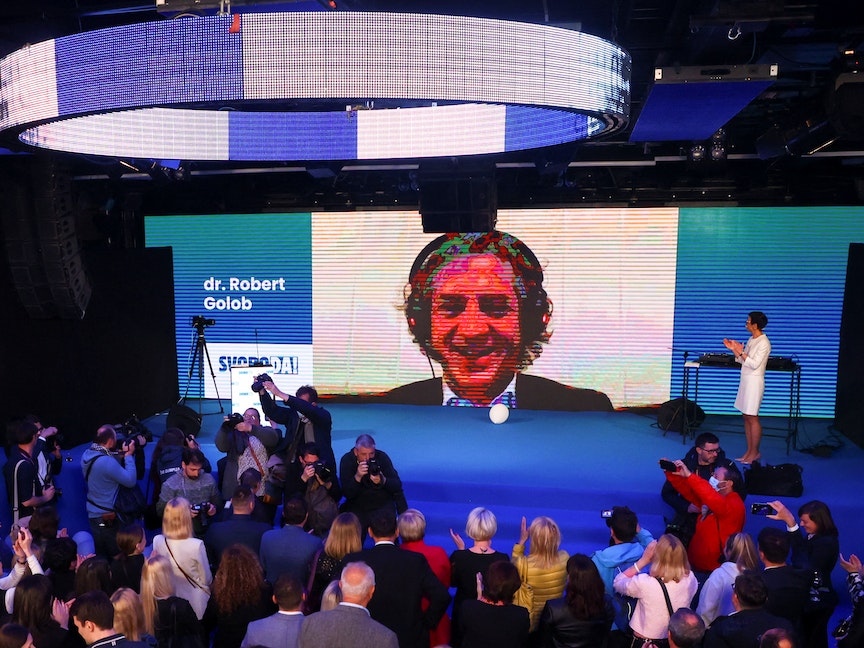 وافد جديد إلى السياسة في سلوفينيا على وشك الإطاحة برئيس الوزراء