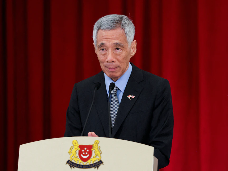 رئيس وزراء سنغافورة خلال مؤتمر صحافي. 23 أغسطس 2021 - REUTERS