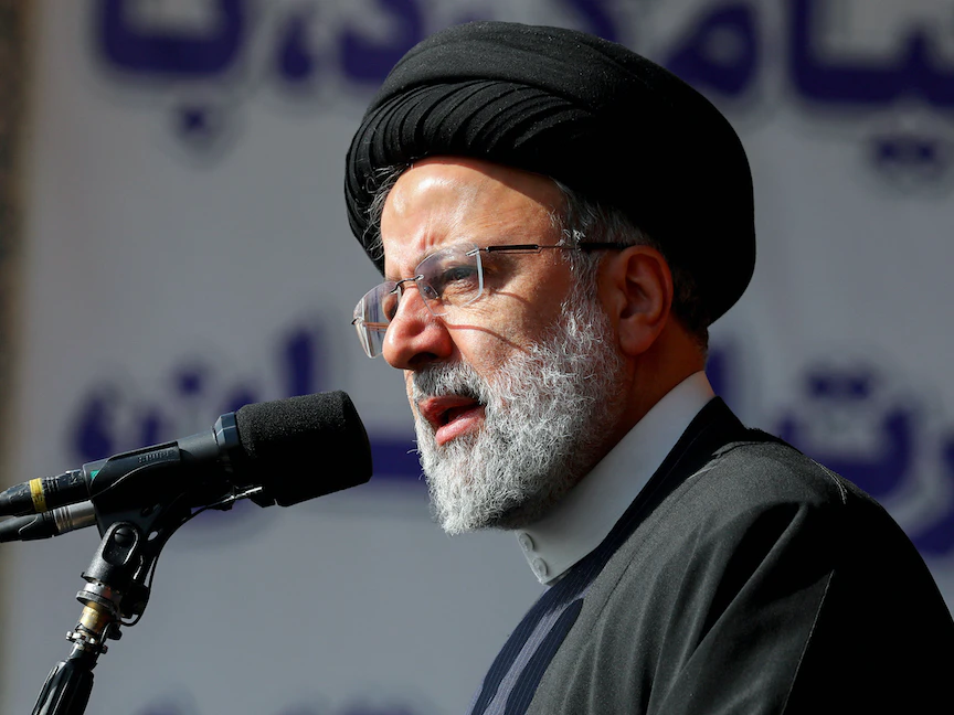 الرئيس الإيراني إبراهيم رئيسي يتحدث خلال الذكرى 44 للثورة الإيرانية في العاصمة طهران. 11 فبراير 2023 - REUTERS