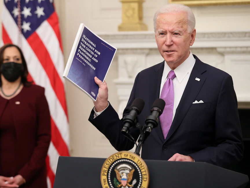 الرئيس الأميركي جو بايدن في البيت الأبيض، 21 يناير 2021 - REUTERS