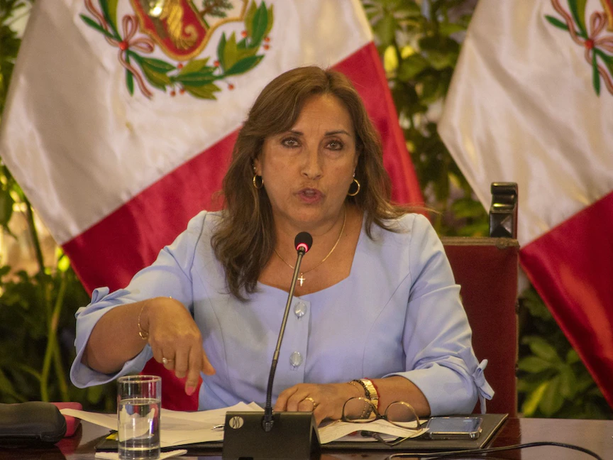 رئيسة بيرو دينا بولوارتي خلال مؤتمر صحافي في العاصمة ليما- 10 فبراير 2023 - Bloomberg