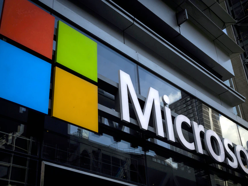 مقر شركة "مايكروسوفت" في نيويورك بالولايات المتحدة - REUTERS
