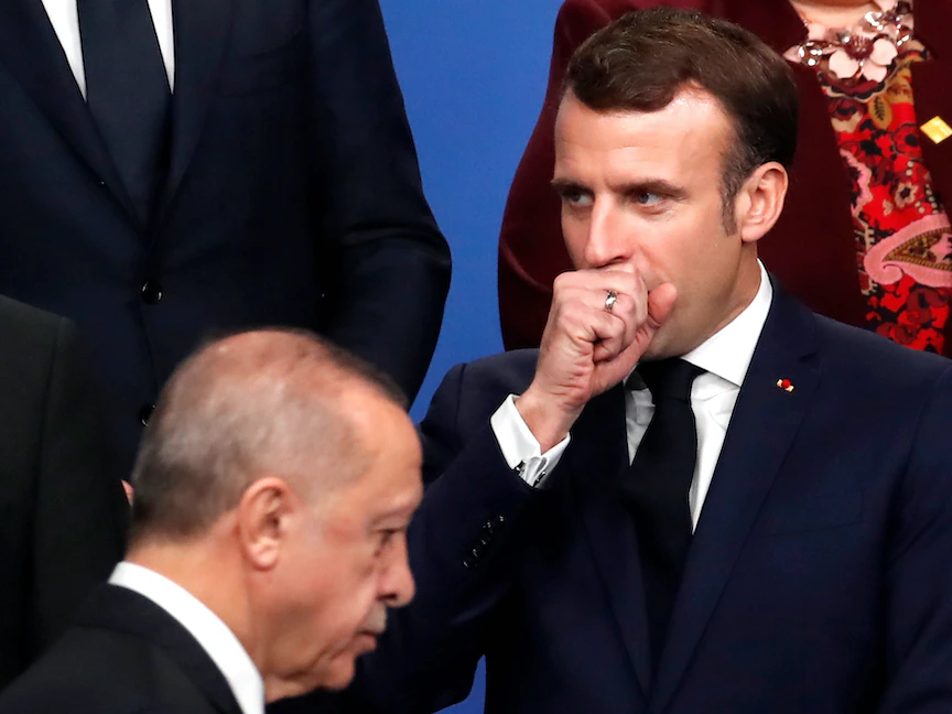الرئيس الفرنسي إيمانويل ماكرون والرئيس التركي رجب طيب أردوغان على هامش قمة قادة الناتو في واتفورد، بريطانيا، 4 ديسمبر 2019 - REUTERS