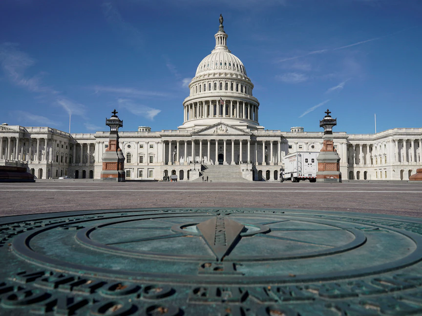 السياسة الخارجية.. ناخب حاضر في خيارات الأميركيين بالتجديد النصفي
