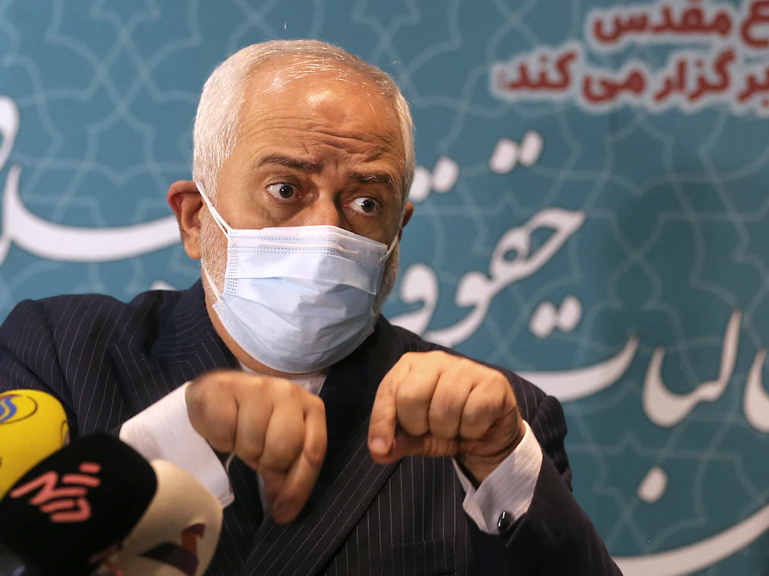 وزير الخارجية الإيراني محمد جواد ظريف يتحدث خلال مؤتمر صحافي في العاصمة الإيرانية طهران - 23 فبراير 2021 - AFP