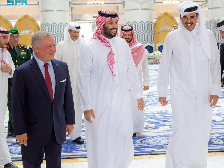 لقاء ثلاثي بين ولي العهد السعودي وملك الأردن وأمير دولة قطر