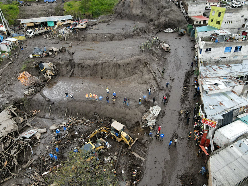 فيضانات الإكوادور تودي بحياة 57 وتخلف عشرات الجرحى