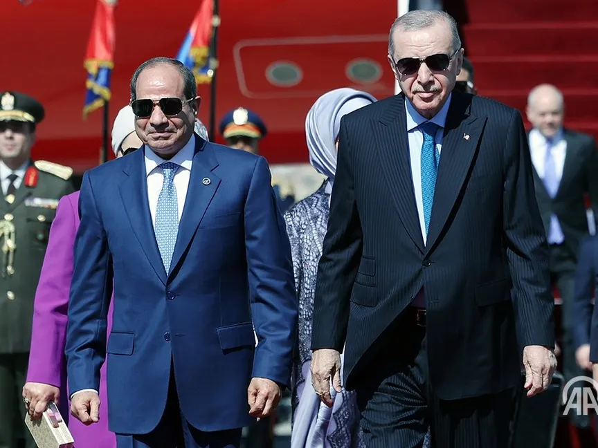 اتفاق على ملفات سياسية ورؤية مشتركة.. تفاصيل زيارة أردوغان إلى القاهرة