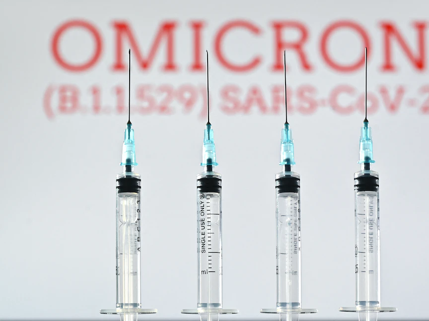 علماء بجنوب إفريقيا يكتشفون سلالتين جديدتين من "أوميكرون"