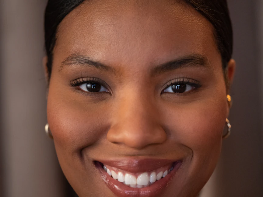 آلة رسم الحواجب الجديدة Brow Magic من شركة "لوريال" - L’Oréal