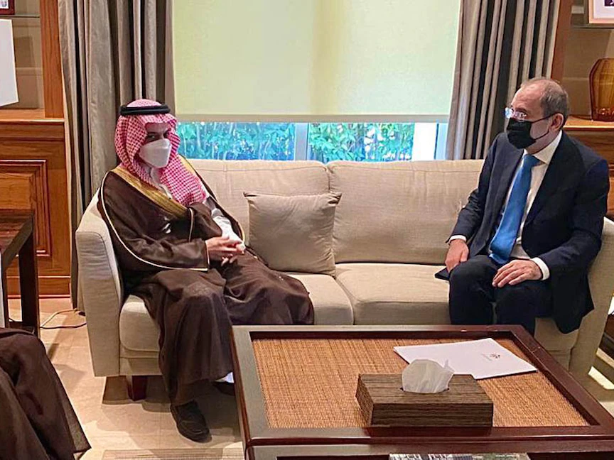 جانب من لقاء وزير الخارجية الأردني أيمن الصفدي ونظيره السعودي الأمير فيصل بن فرحان - 6 أبريل 2021 - بترا