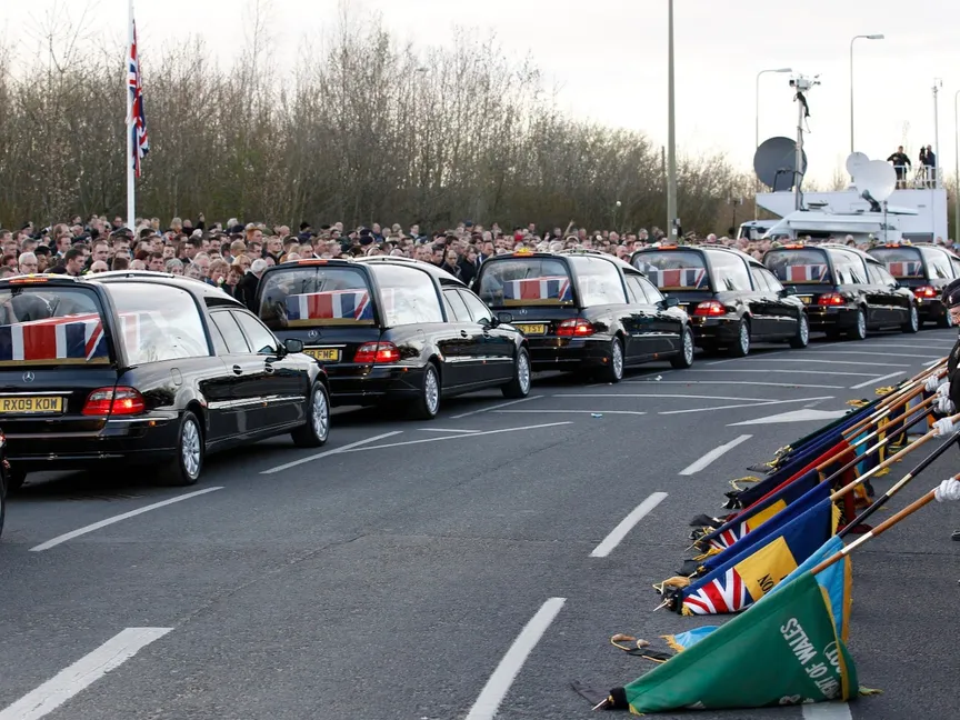 ترمب يشيد بجنود بريطانيا بعد غضب أثارته تعليقاته بشأن دور الناتو في أفغانستان