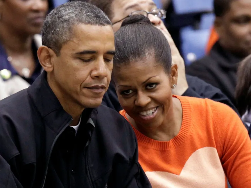 ترمب ينشر مقطع فيديو لأوباما وزوجته "على هيئة قردة"