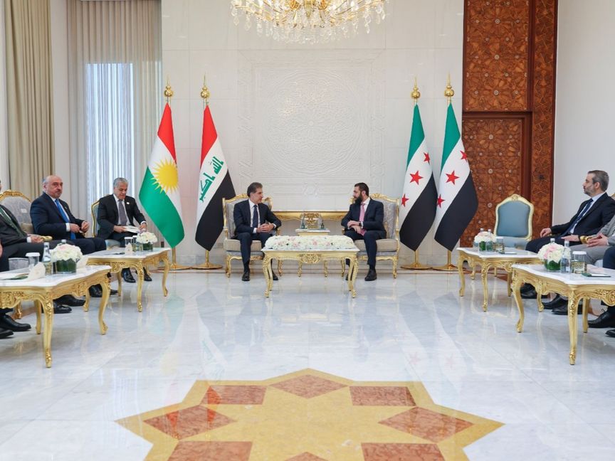 الشرع وبارزاني يبحثان علاقات سوريا وإقليم كردستان وضمان حقوق المكونات