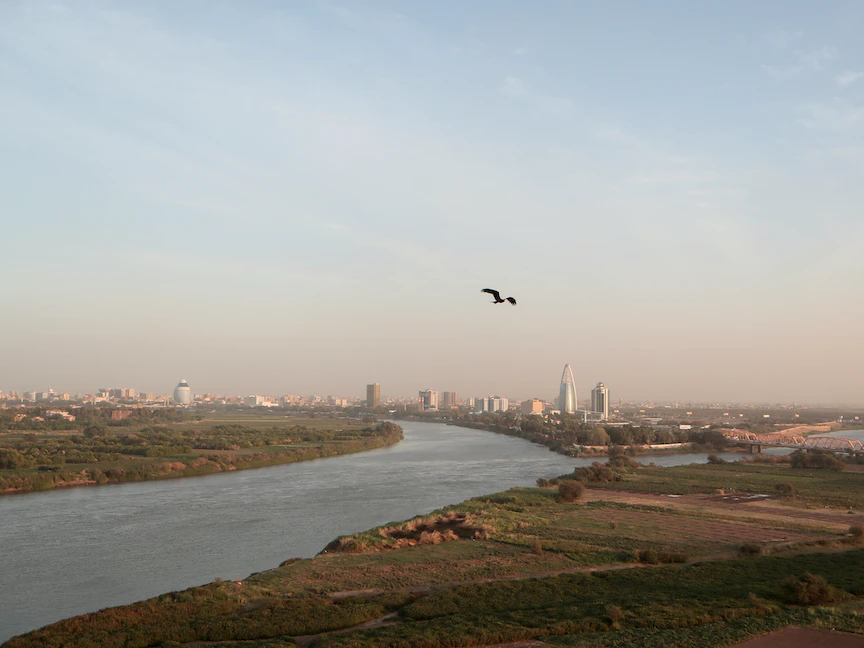 نقطة التقاء نهر النيل الأبيض والنيل الأزرق في الخرطوم - REUTERS