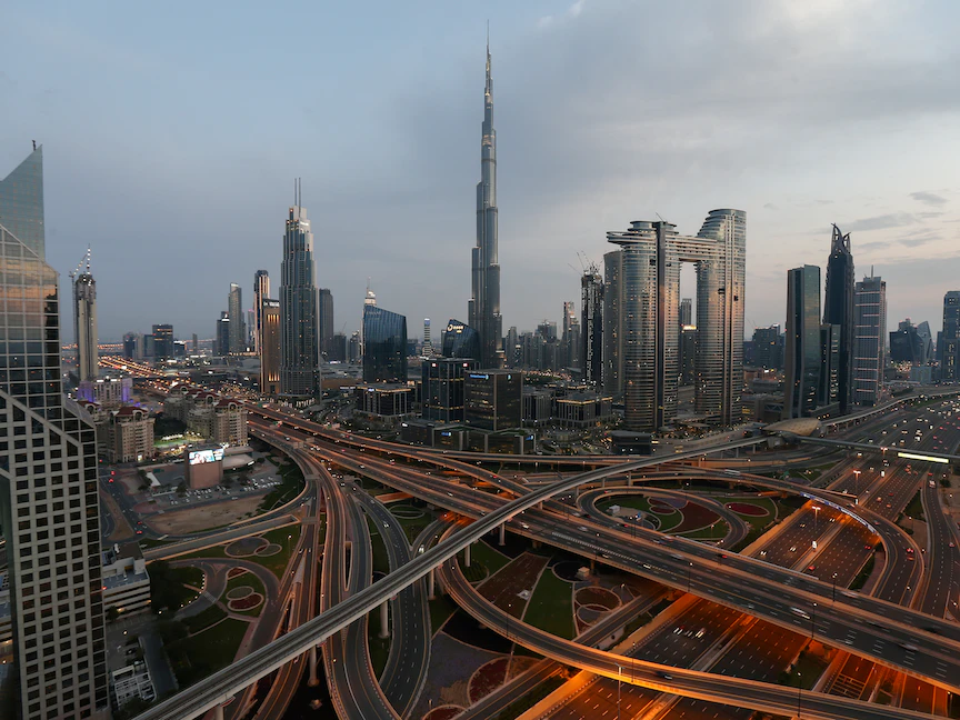 الإمارات تعلن استئناف دخول القادمين من 12 دولة إفريقية