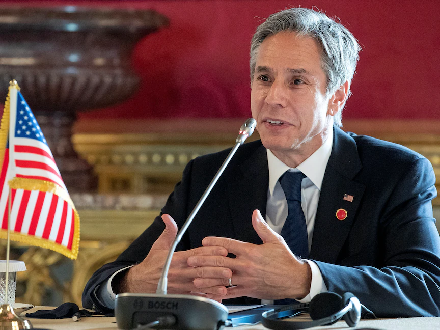 وزير الخارجية الأميركي خلال مشاركته بمؤتمر للتحالف الدولي ضد تنظيم "داعش" في روما. - REUTERS