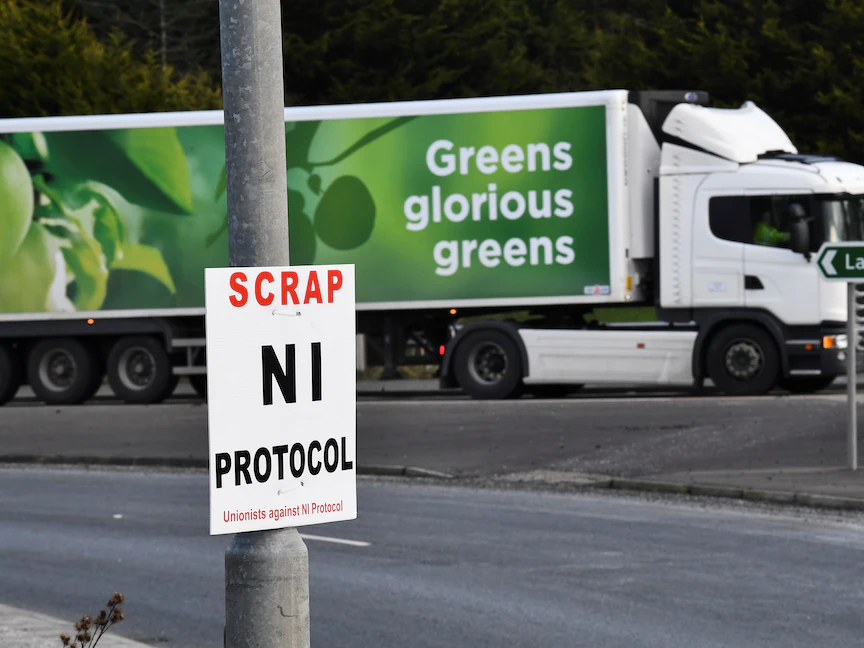 فرنسا تحذر بريطانيا إذا انسحبت من "بروتوكول أيرلندا الشمالية"