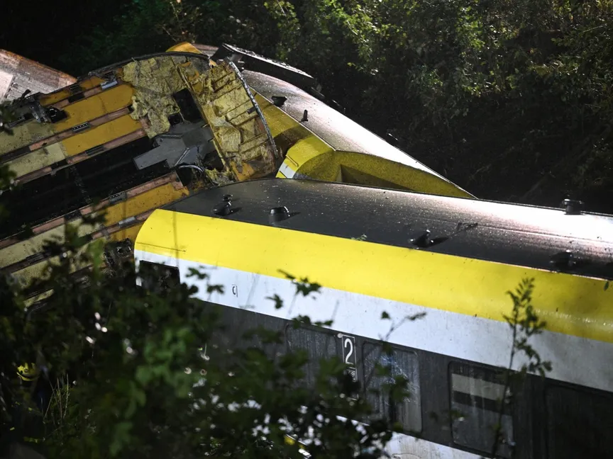 ضحايا ومصابون في تصادم قطارين قرب العاصمة الإندونيسية