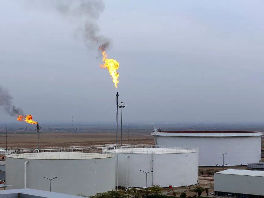 كردستان وبغداد في اتفاق النفط بين الهشاشة وتعقيدات التنفيذ.. كيف ذلك؟