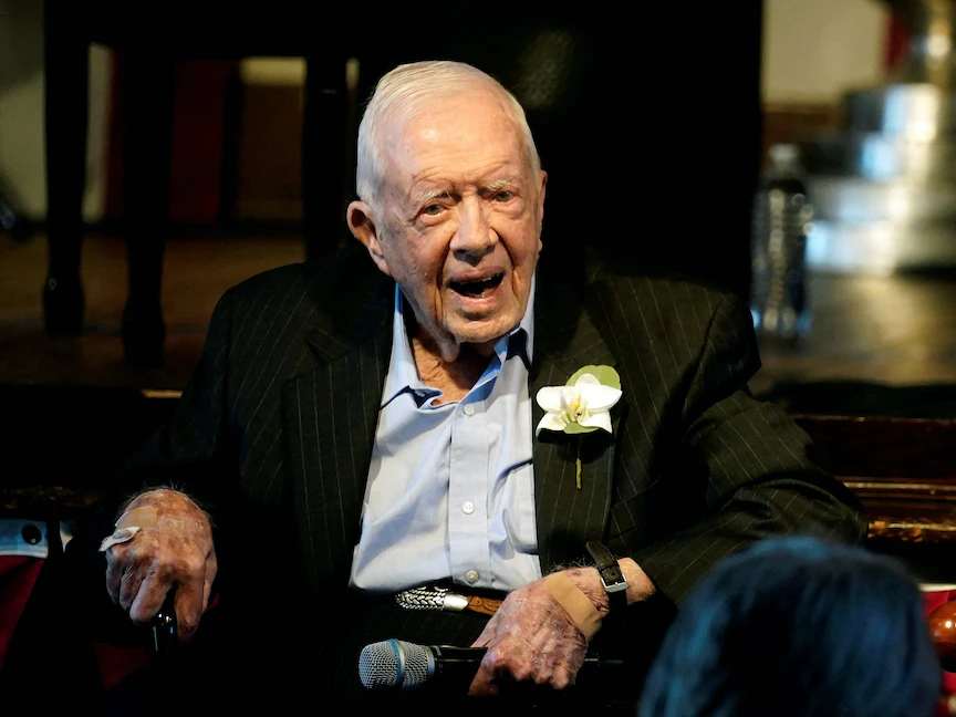 الرئيس الأميركي الأسبق جيمي كارتر خلال مناسبة عائلية في بلينز بولاية جورجيا، الولايات المتحدة. 10 يوليو 2021 - REUTERS