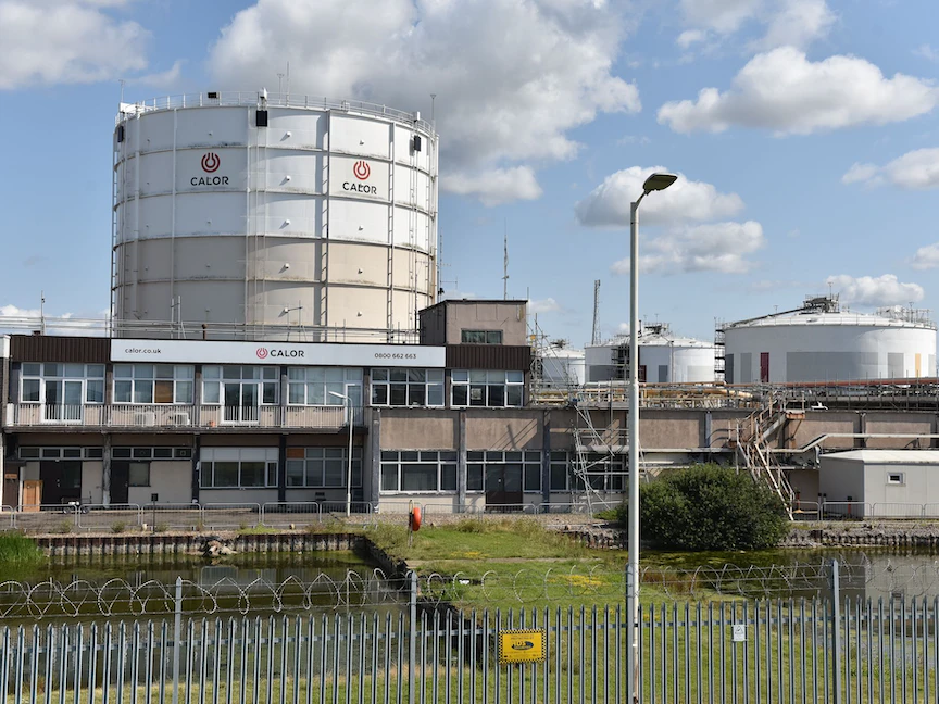 إحدى محطات تخزين الغاز بجزيرة كانفي في بريطانيا. 2 أغسطس 2021 - Getty Images