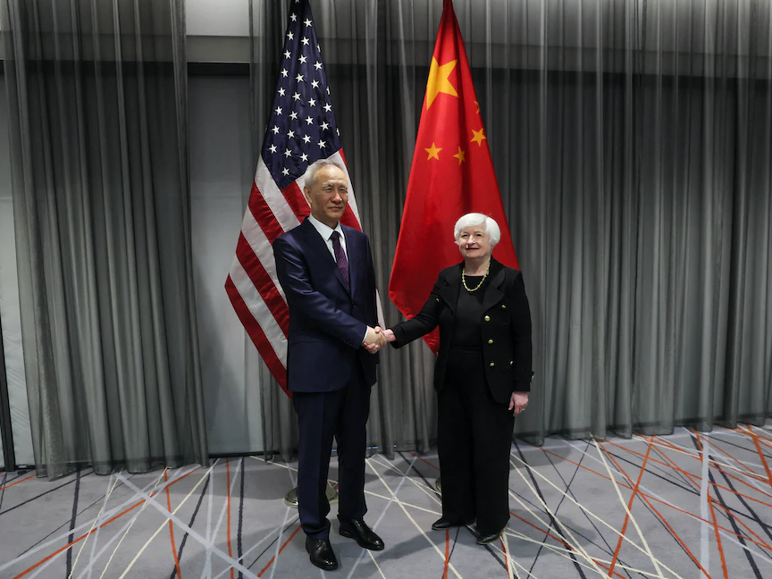وزيرة الخزانة الأميركية جانيت يلين تلتقي نائب رئيس مجلس الدولة الصيني ليو هي لإجراء محادثات في زيورخ. 18 يناير 2023 - REUTERS