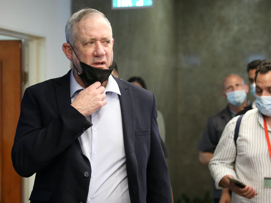 وزير الدفاع الإسرائيلي بيني جانتس في مقر مجلس الوزراء - القدس - 25 نوفمبر 2019 - REUTERS