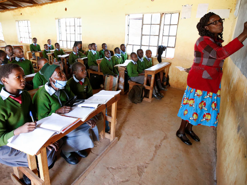 حلمها دراسة الطب.. كينية تعود إلى مقاعد الدراسة في سن الـ99