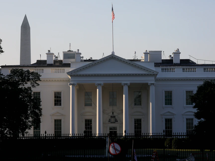 منظر عام للبيت الأبيض في واشنطن - REUTERS