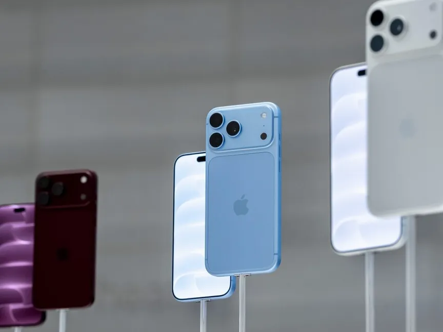 إحداها يحمي بياناتك عند بيع هاتفك.. تعرف على مزايا تحديث iOS 27.2 المرتقب