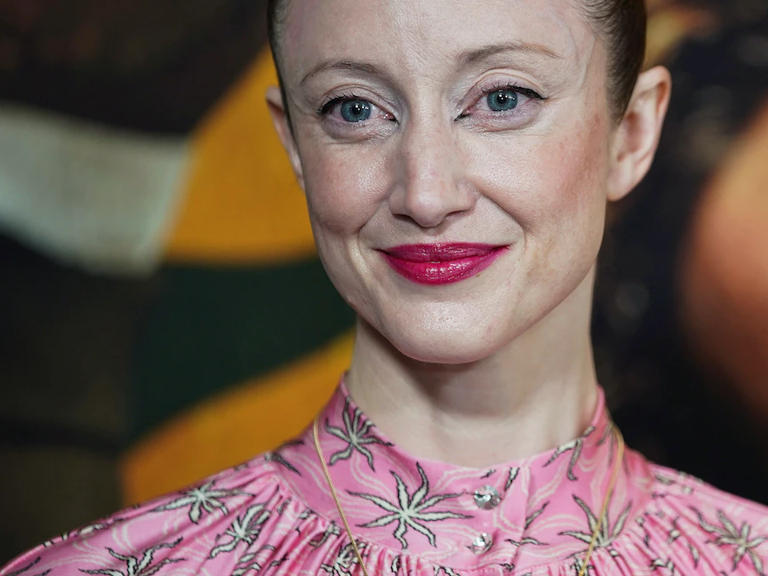 أندريا ريسبورو تحضر العرض العالمي الأول لفيلم Amsterdam في نيويورك، الولايات المتحدة، 18 سبتمبر 2022. - REUTERS