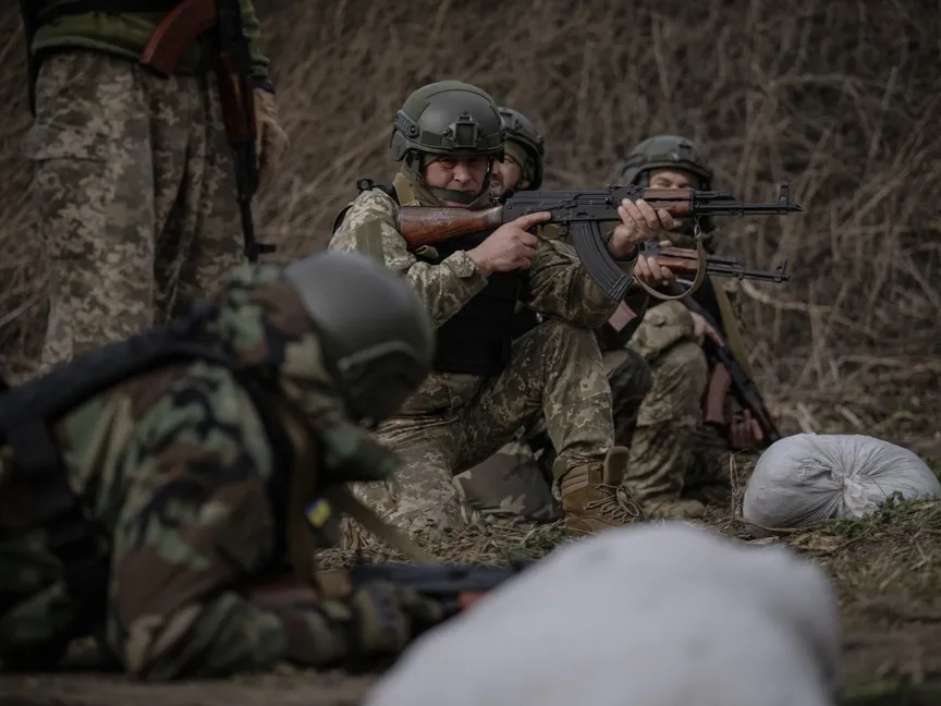 بيلاروس: روسيا وأوكرانيا عالقتان في طريق مسدود وعليهما التوجه للمفاوضات