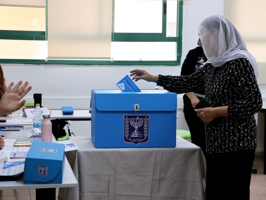 لجنة انتخابات إسرائيل ترفض تمديد التصويت وسط إقبال قياسي
