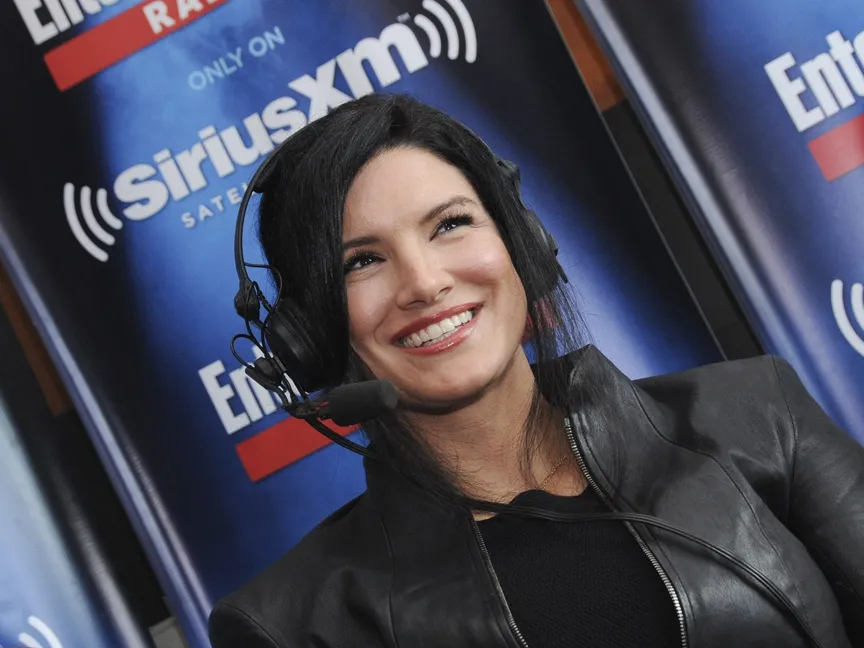 الممثلة جينا كارانو تحضر بث قناة راديو Entertainment Weekly التابعة لـ SiriusXM في فندق هارد روك بمدينة سان دييجو جنوب ولاية كاليفورنيا الأميركية. 11 يوليو 2015 - AFP