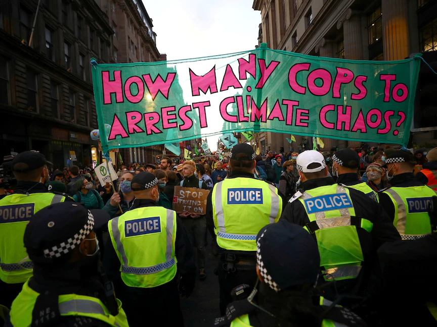 احتجاجات في مدينة جلاسكو الاسكتلندية بالتزامن مع اجتماعات قمة الأمم المتحدة للمناخ - 3 نوفمبر 2021 - REUTERS