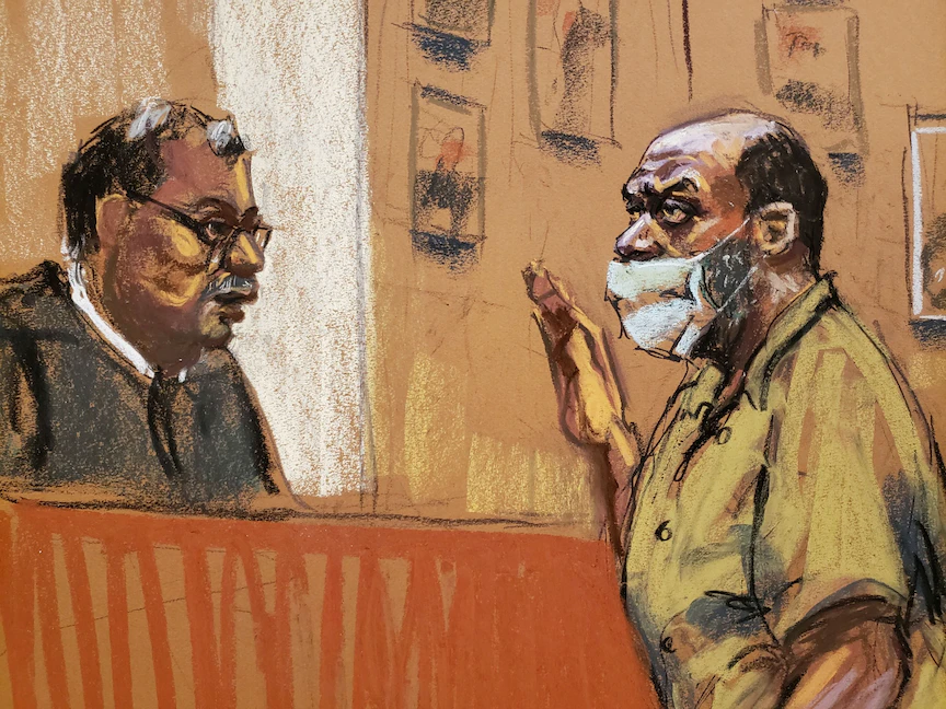 رسم يوضح فرانك جيمس المتهم بإطلاق النار الجماعي في مترو أنفاق بروكلين أثناء أداء اليمين في المحكمة- 13 مايو 2022 - REUTERS