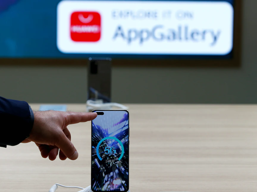 هاتف هواوي P40 pro - REUTERS