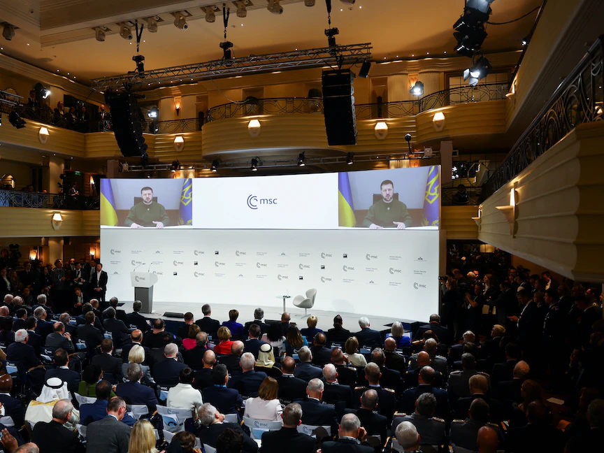 الرئيس الأوكراني فولوديمير زيلينسكي يشارك في مؤتمر ميونيخ للأمن- 17 فبراير 2023 - REUTERS