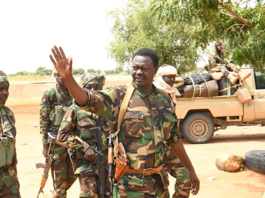 حاكم إقليم دارفور في السودان مني أركو مناوي خلال جولة بمناطق تابعة للإقليم. 28 أغسطس 2023 - Twitter/@ArkoMinawi