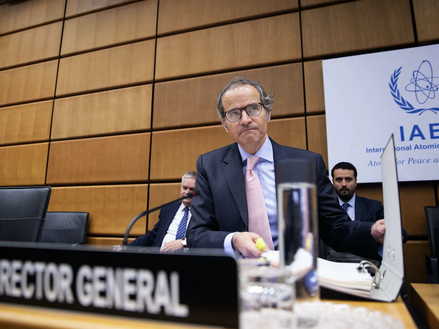 المدير العام للوكالة الدولية للطاقة الذرية رافائيل جروسي خلال اجتماع مجلس محافظي الوكالة في فيينا، النمسا. 6 مارس 2023 - AFP