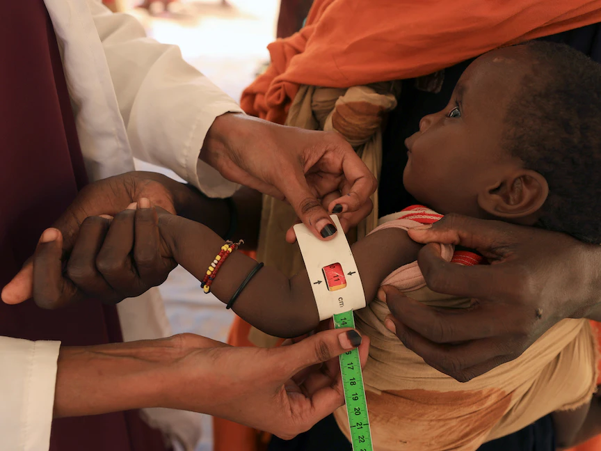 "الصحة العالمية" تُطلق "تحذيراً أحمر" لصحة الأطفال