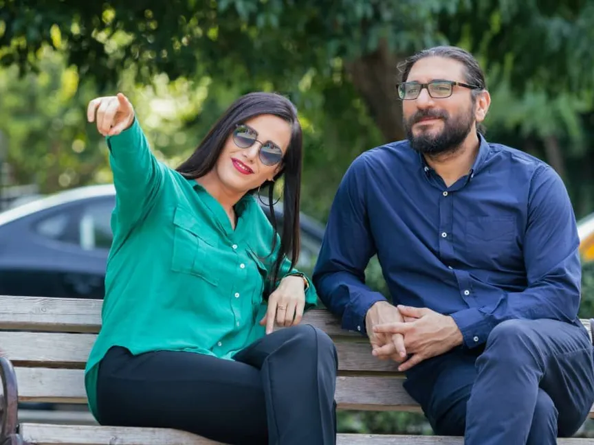 نضال نجم وربى الحلبي أثناء تصوير مسلسل "انتقام بارد" - المكتب الإعلامي للشركة المنتجة