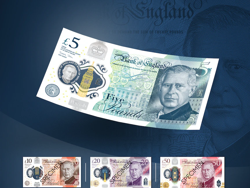 صورة ملك بريطانيا تشارلز الثالث مطبوعة على أوراق نقدية جديدة مصنوعة من مادة البوليمر فئات 5 و10 و20 و50 جنيهاً استرلينياً أصدرها بنك إنجلترا في لندن- 19 ديسمبر 2022 - AFP