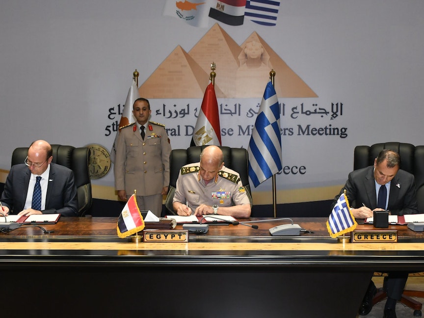 وزراء دفاع مصر وقبرص واليونان يدينون "الإجراءات الأحادية" بشرق المتوسط